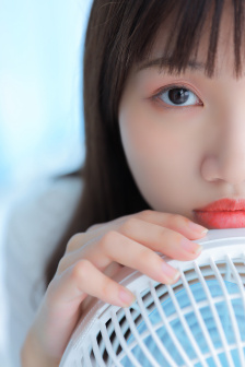 当着全班面被C到高潮哭视频